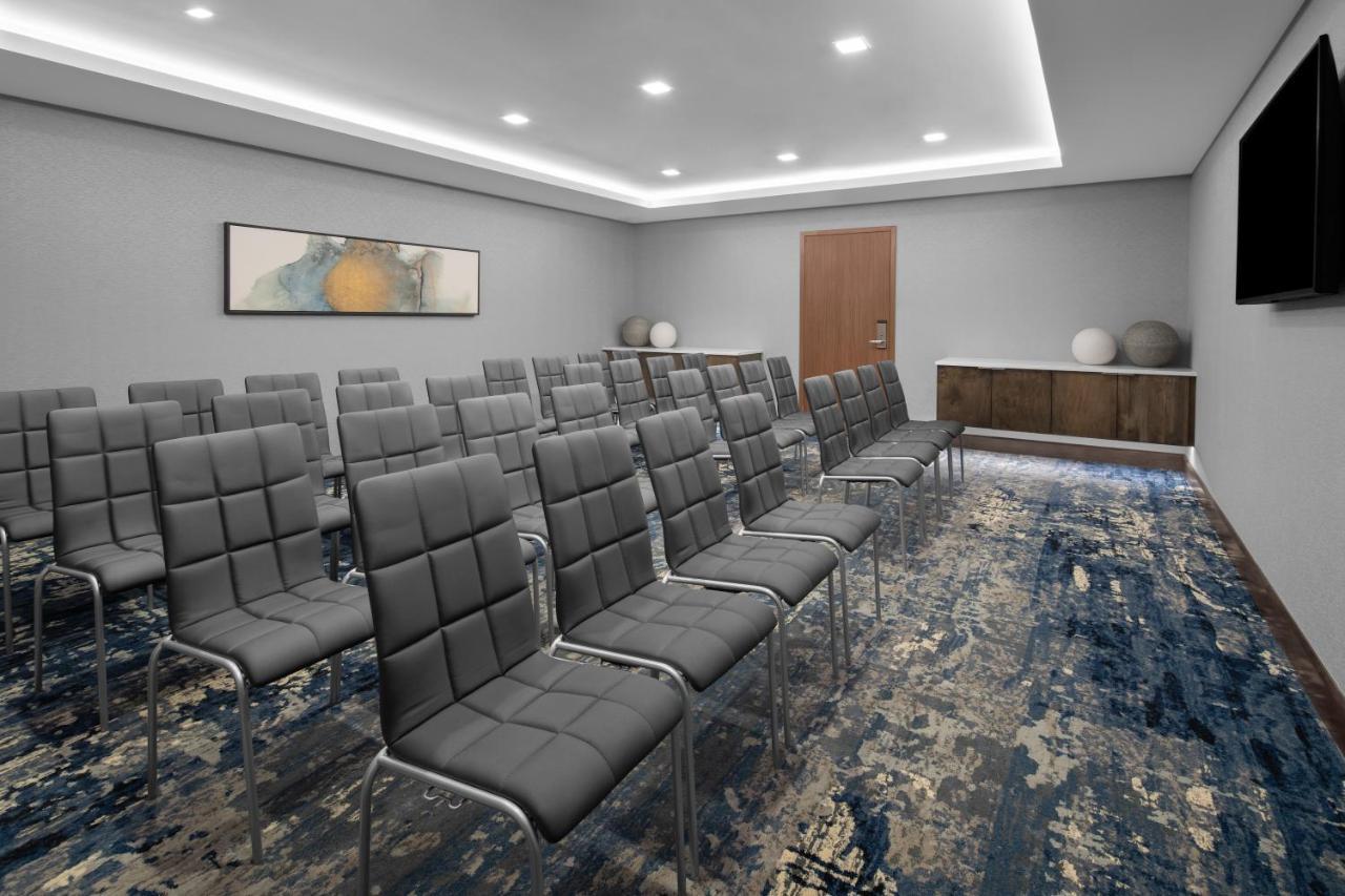 Ac Hotel By Marriott Charlotte Ballantyne ภายนอก รูปภาพ